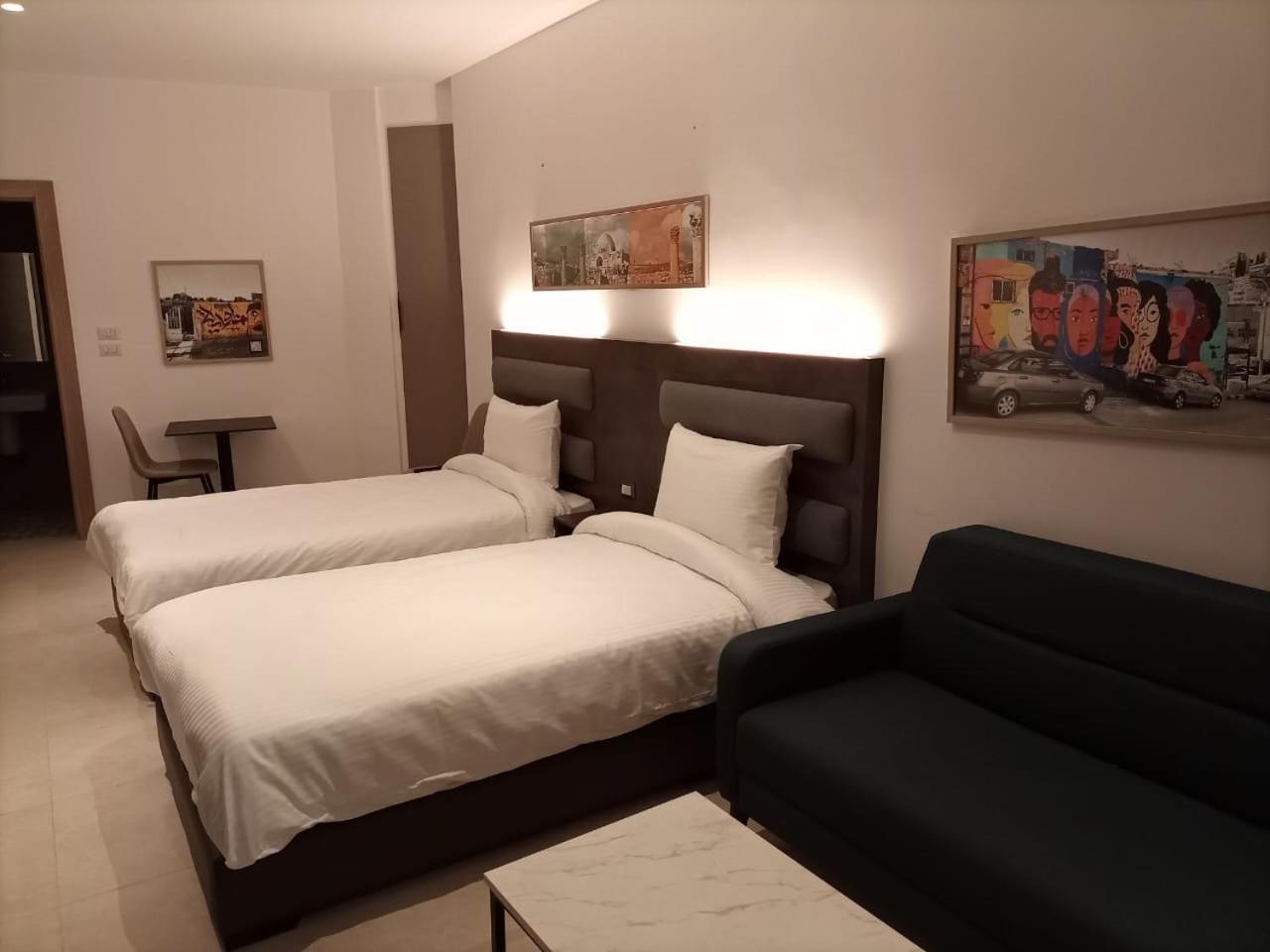 Liv Weibdeh Hotel Suites Amman Exterior photo